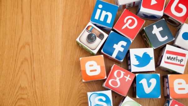 SOCIAL MEDIA COURSE